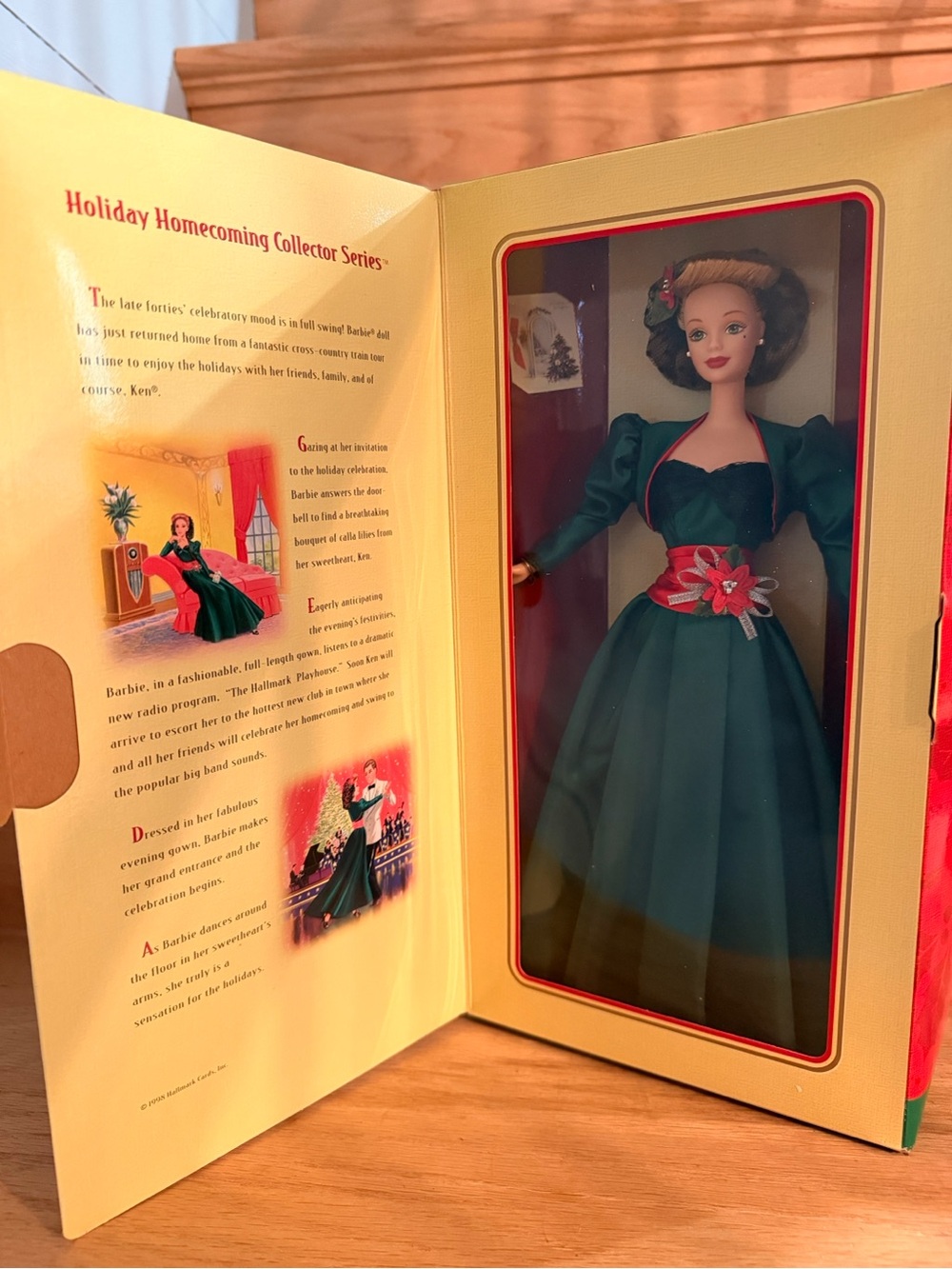 1998 Holiday Sensation Barbie #19792 Hallmark Special Edition NRFB